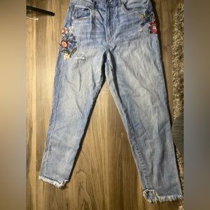 American eagle mom jean size. 8 women’s